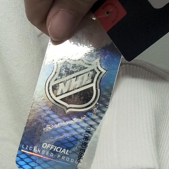 Fanatics White and Red Ottawa Senators Long Sleeve Hoodie Size Med. NWT. - Picture 3 of 7